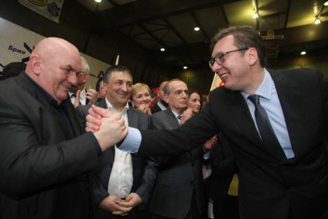 miting-vucic-sns-mladenovac.jpg