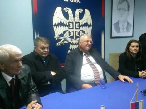 vojislav-seselj-miting-vranje.jpg