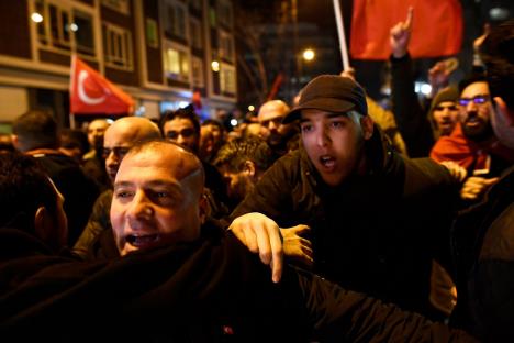 holandija-roterdam-turska-turci-protest.jpg