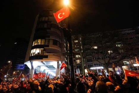 holandija-roterdam-turska-turci-protest.jpg