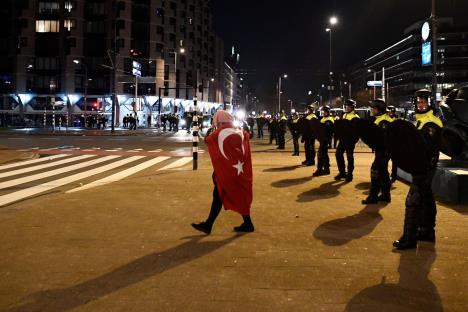 holandija-roterdam-turska-turci-protest.jpg