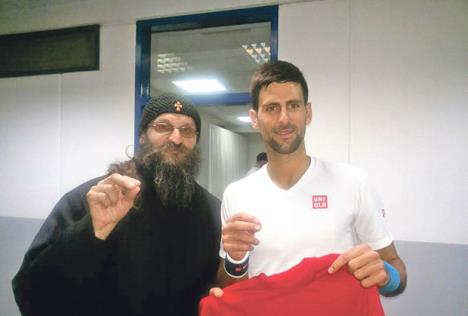 novak-djokovic-otac-gerasim-hilandar-djurdjevi-stupovi.jpg