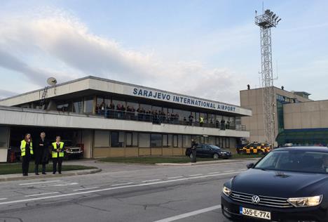 aleksandar-vucicdolazak-u-saraejevo-aerodrom.jpg