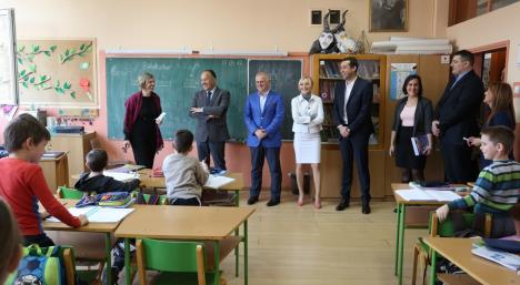 goran-vesic-skole-ulaganje.jpg