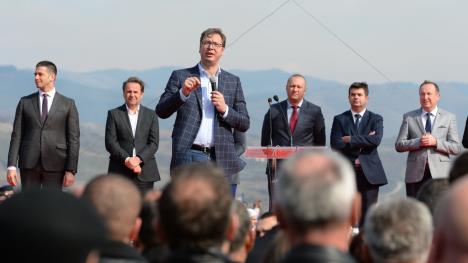 aleksandar-vucic-premijer-atletski-stadion-otvaranje.jpg