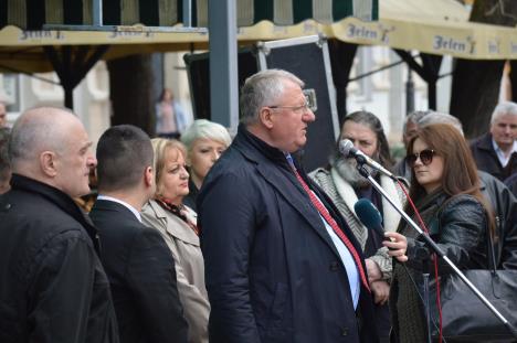 vojislav-seselj.jpg