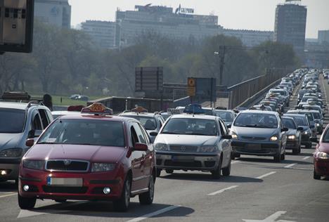 protest-taksista-voznja-kolaps-beograd.jpg