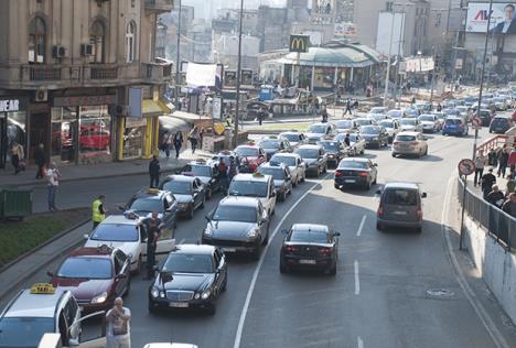 protest-taksista-voznja-kolaps-beograd.jpg