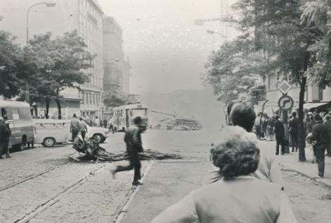 prag-invazija-1968.jpg