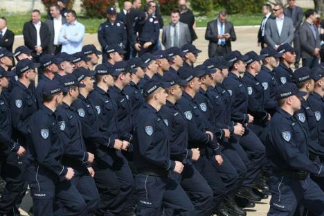 policija-svecana-promocija-novi-policajci-palata.jpg