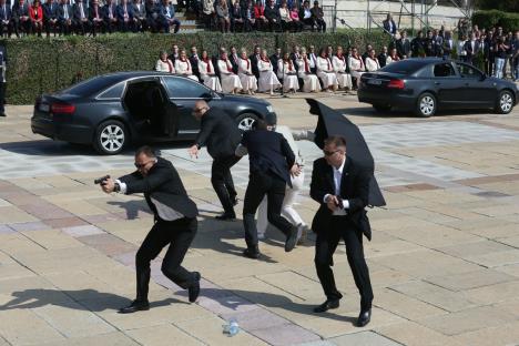 policija-svecana-promocija-novi-policajci-palata.jpg