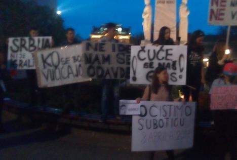 protest-subotica-tabloidi.jpg