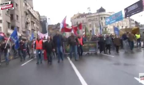 protest-studenti-vojska-policija-beograd.jpg