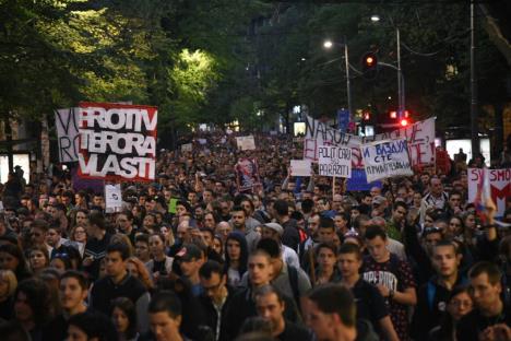 stop-diktaturi-protest-beograd-studenti-8.dan.jpg