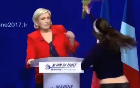 napad-na-marin-le-pen-youtube.jpg