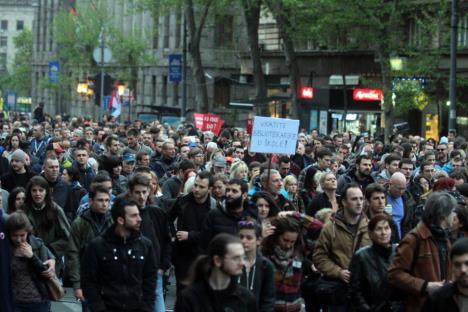 protest-16.dan-stop-diktaturi-protiv-diktature-beograd.jpg