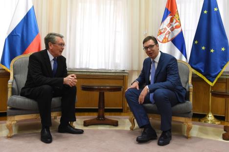 vucic-cepurin.jpg