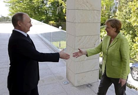 vladimir-putin-angela-merkel.jpg