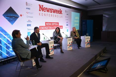 panelisti-newsweek-konferencija.jpg
