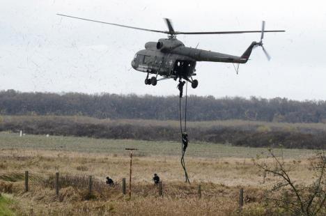 vojska-srbije-helikopter-nikinci.jpg