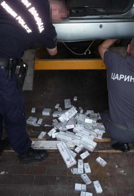 zaplena-cigarete-prelaz-vatin.jpg
