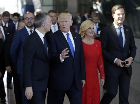 donald-tramp-kolinda-grabar-kitarovic.jpg