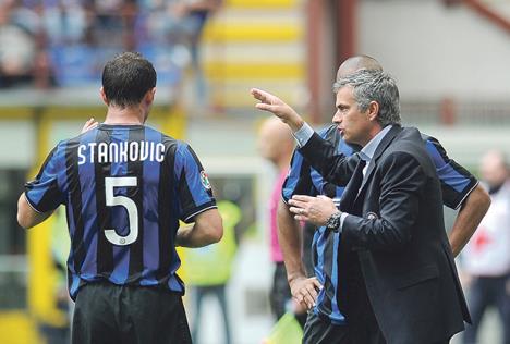 dejan-stankovic-zoze-murinjo-inter-fudbal.jpg