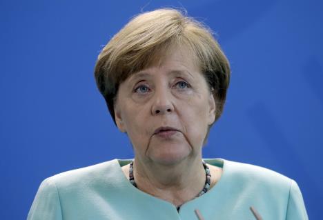 merkel-fonet01.jpg