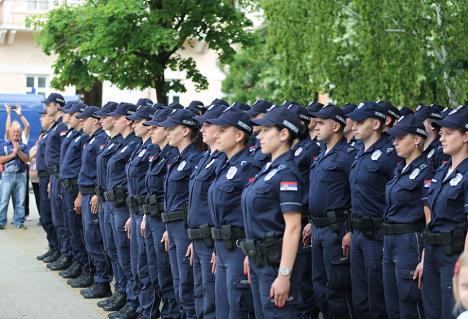 65-policajaca-poloizilo-zakletvu-foto-s.u..jpg