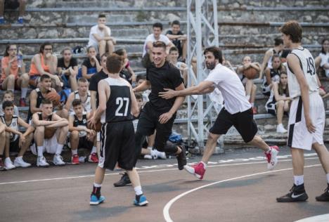 bogdan-bogdanovic-i-milos-teodosic-u-akciji.jpg