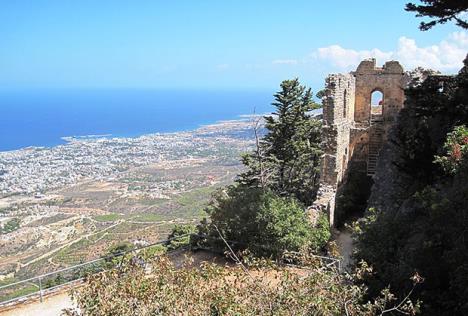 st-hilarion-pogled.jpg