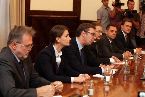 vucic-dodik-brnabic-predsednistvo-foto-tanjug-sava-radovanovic.jpg