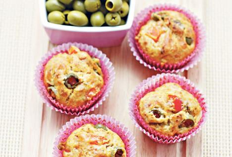 stockphotohomemademuffinswithgreenolivesredpepperandcheesefoodanddrink96267008.jpg