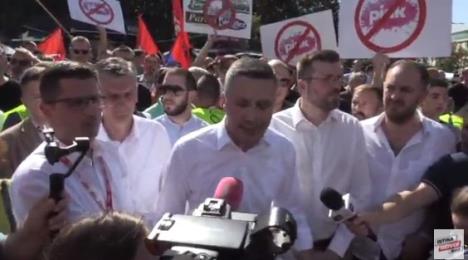 dveri-protest-foto-kurir-tv-0003.jpg