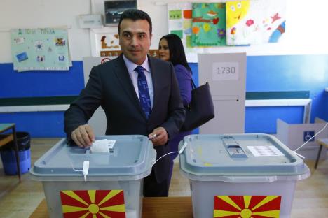 zaev-r01.jpg