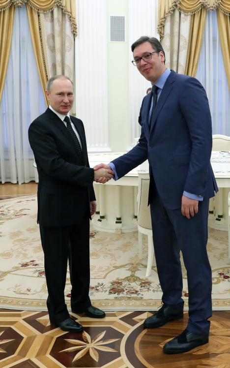 vucic-putin-foto-ap-maj-2016-2.jpg