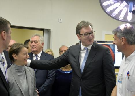 vucic-nis-klinicki-centar-foto-tanjug-rade-prelic-2.jpg