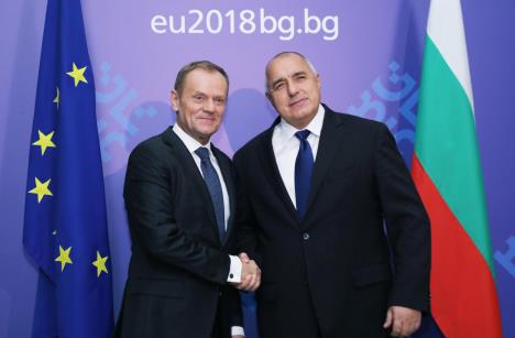 tusk-borisov-epa01.jpg