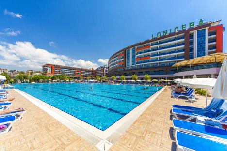 hotel-lonicera-resort.jpg