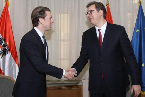 vucic-kurc-foto-ap-feb-2017.jpg