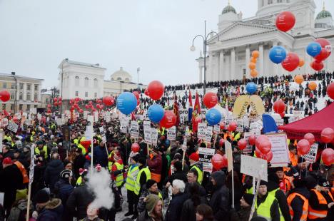 protesti-u-finskoj01.jpg