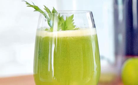 stockphotohomemadevegetablejuicewithcucumbercelerygreenappleandlemonlime759252469.jpg