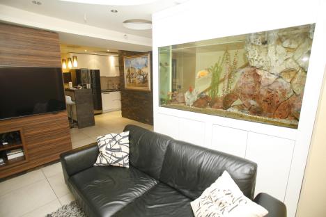 (FOTO) OVO MILO ĐUKANOVIĆ NEMA: Pevač pazario LUKSUZNU kuću od Dragane Mirković, a najviše je ponosan na JEDAN DETALJ!