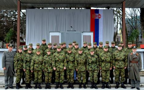 rezervni-oficiri-vojska-srbije-banjica-foto-ministarstvo-odbrane-srbije-4.jpg