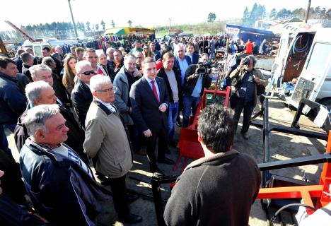 branko-ruzic-sajam-poljoprivrednih-masina-smederevska-palanka-foto-tanjug-dimitrije-goll-2.jpg