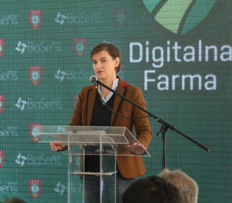 ana-brnabic-digitalna-farma-foto-beta-slobodan-miljevic-5.jpg