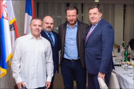 dodik-hercegovci-zrenjanin-docek-foto-promo-1.jpg