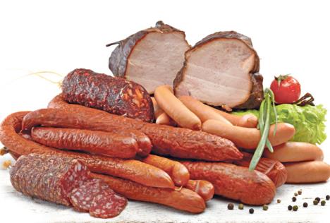 stockphotosmokedmeatandsausagessalami127194737.jpg