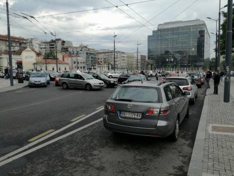 slavija-taksisti-strajk-blokada-foto-vesna-popovic.jpg