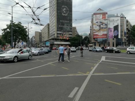 slavija-taksisti-strajk-blokada-foto-vesna-popovic-3.jpg